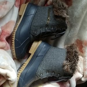 BNWOT Winter Boots